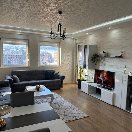 Apartman Ano Lux ノヴィ・パザル エクステリア 写真