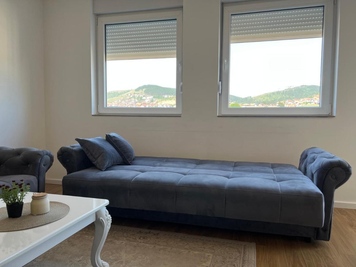 Apartman Ano Lux ノヴィ・パザル エクステリア 写真