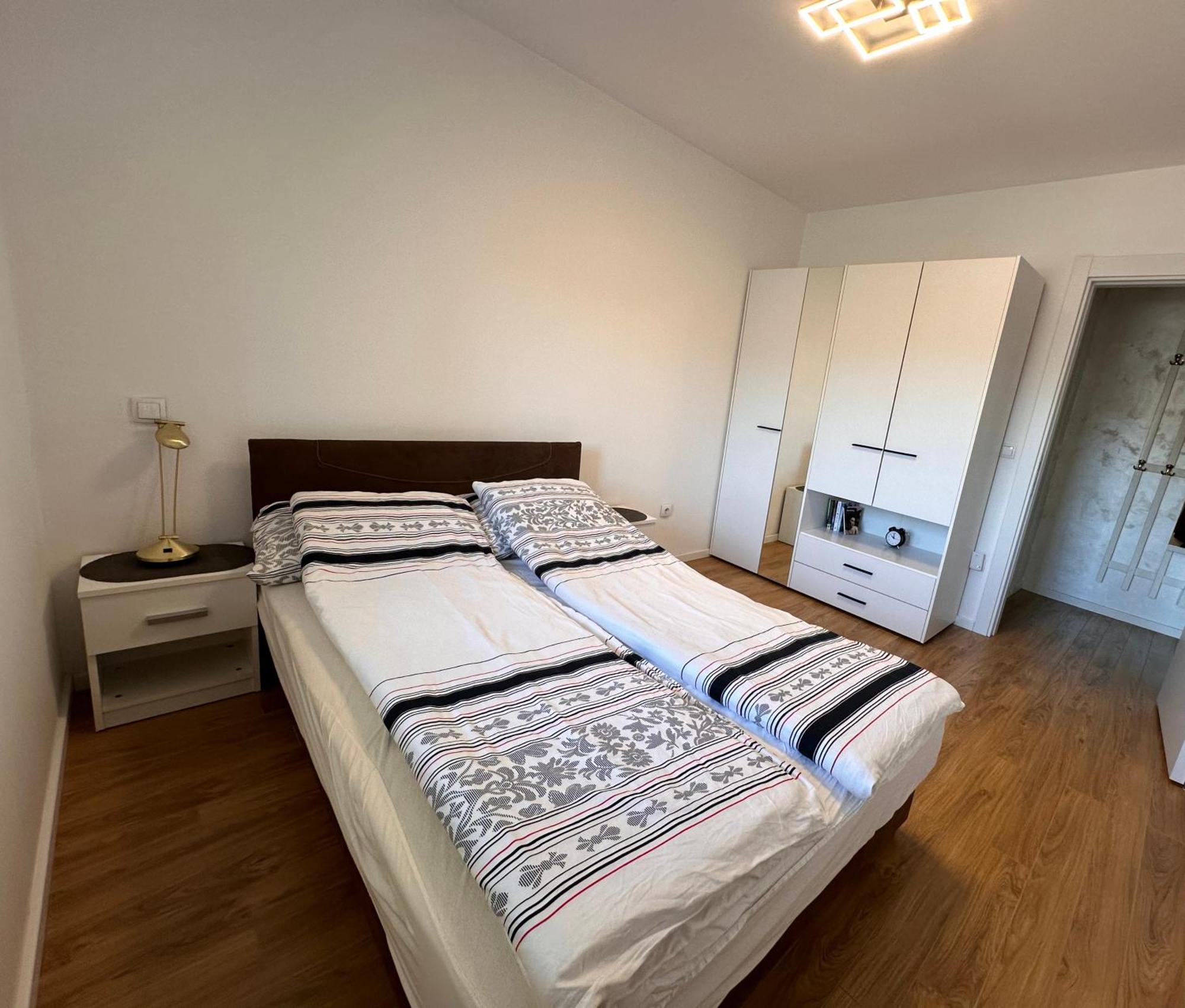Apartman Ano Lux ノヴィ・パザル エクステリア 写真